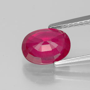 Rubis rouge naturelle coupe ovale, 1,90 ct, VS-SI