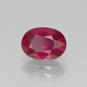 Rubis rouge naturelle coupe ovale, 1,54 ct, VS-SI