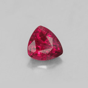 Rubis rouge naturelle trillion, 0,61 ct, SI
