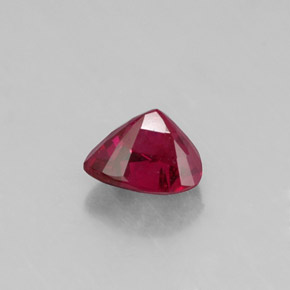 Rubis rouge naturelle trillion, 0,61 ct, SI