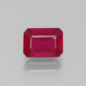 Rubis rouge naturelle taille émeraude, 1,42 ct, VS-SI