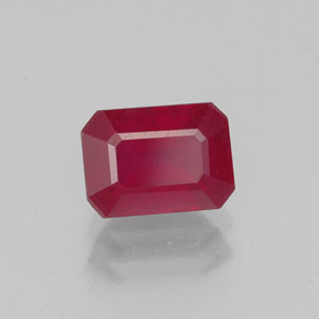 Rubis rouge naturelle taille émeraude, 1,56 ct, VS-SI