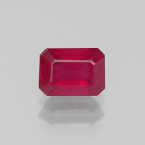 Rubis rouge naturelle taille émeraude, 1,52 ct, VS-SI