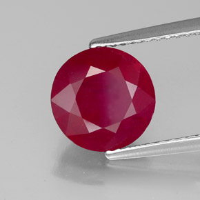 Rubis rouge naturelle coupe roude, 3,37 ct, VS-SI