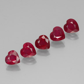 Achetez naturel ct rouge rubis gems, forme de coeur, en provenance madagascar chez gemselect. en stock, livraison internationale!