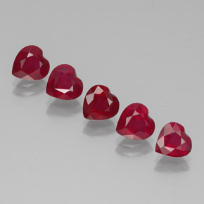 Achetez naturel ct rouge rubis gems, forme de coeur, en provenance madagascar chez gemselect. en stock, livraison internationale!