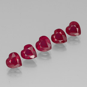 Achetez naturel ct rouge rubis gems, forme de coeur, en provenance madagascar chez gemselect. en stock, livraison internationale!