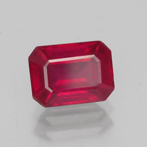 Rubis rouge naturelle taille émeraude, 2,04 ct, VS-SI