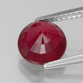 Rubis rouge naturelle coupe roude, 2,35 ct, VS-SI