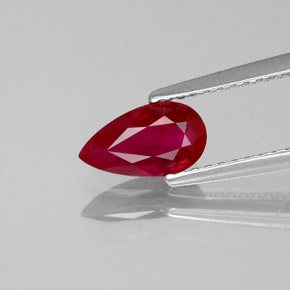 Rubis rouge naturelle en forme de poire, 1,02 ct, VS
