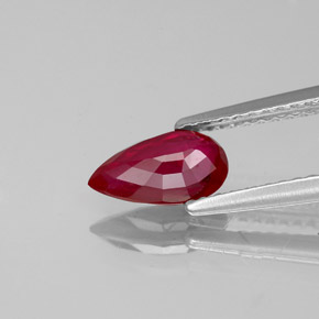 Rubis rouge naturelle en forme de poire, 1,02 ct, VS