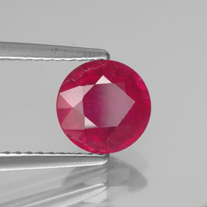 Rubis rouge naturelle coupe roude, 1,73 ct, VS-SI