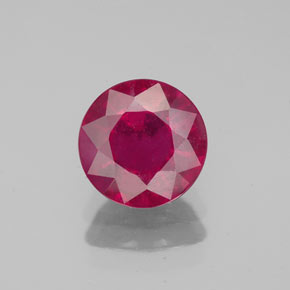 Rubis rouge naturelle coupe roude, 1,77 ct, VS-SI