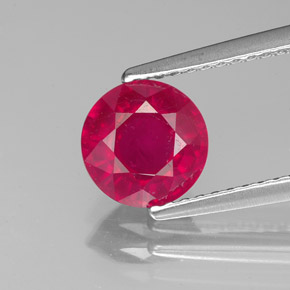Rubis rouge naturelle coupe roude, 1,67 ct, VS-SI