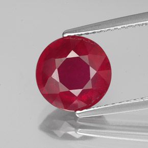 Rubis rouge naturelle coupe roude, 3,39 ct, VS-SI