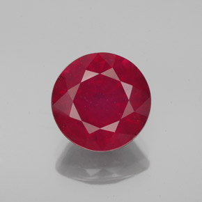 Rubis rouge naturelle coupe roude, 3,67 ct, VS-SI