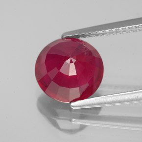 Rubis rouge naturelle coupe roude, 3,79 ct, VS-SI