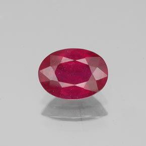 Rubis rouge naturelle coupe ovale, 1,37 ct, VS-SI
