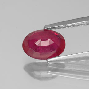 Rubis rouge naturelle coupe ovale, 1,37 ct, VS-SI