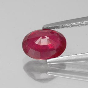 Rubis rouge naturelle coupe ovale, 1,87 ct, VS-SI