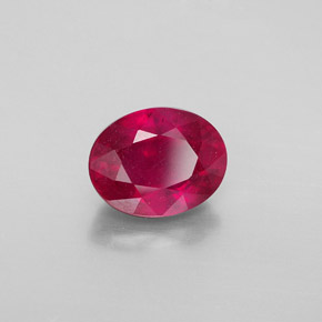 Rubis rouge naturelle coupe ovale, 2,86 ct, VS-SI