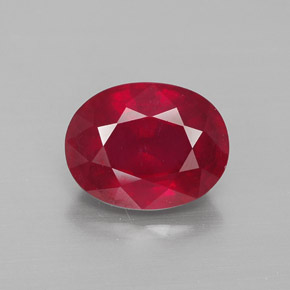 Rubis rouge naturelle coupe ovale, 2,81 ct, VS-SI