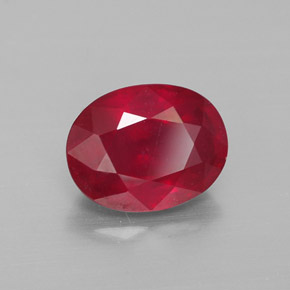 Rubis rouge naturelle coupe ovale, 2,81 ct, VS-SI