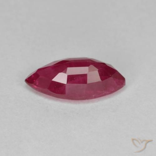 Rubis Rouge foncé naturelle Marquise, 1.61 ct, VS-SI