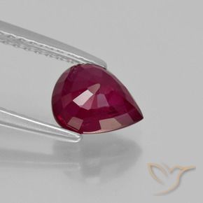 Rubis Vin rouge profond naturelle En forme de poire, 1.30 ct, VS-SI