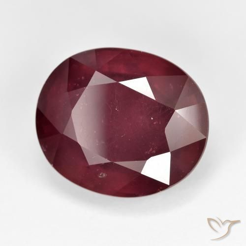 Rubis Rouge vif naturelle ovale, 15.05 ct, VS-SI