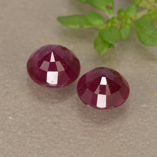 Achetez naturel 1.11ct Rouge confiture Rubis gems, Coupe roude, En provenance Myanmar chez GemSelect. En stock, livraison internationale!