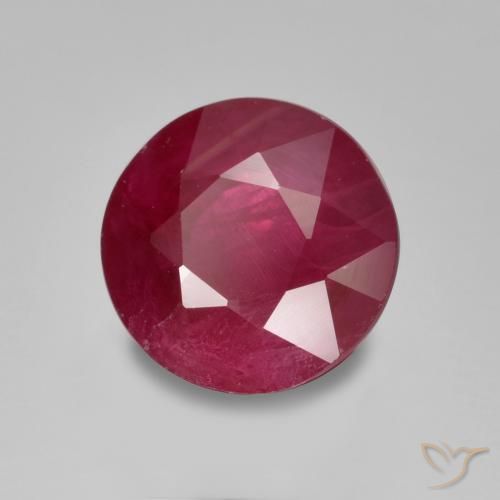 Rubis Rouge moyen naturelle Tour, 0.94 ct, VS-SI