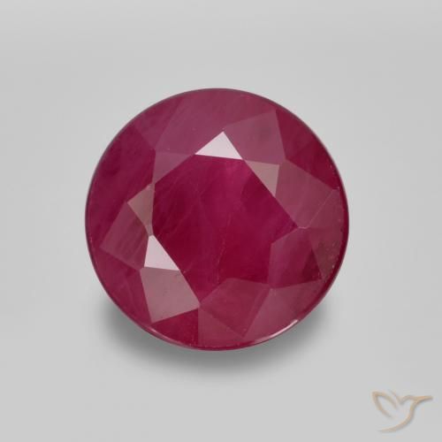 Rubis Rouge moyen naturelle Tour, 0.88 ct, VS-SI