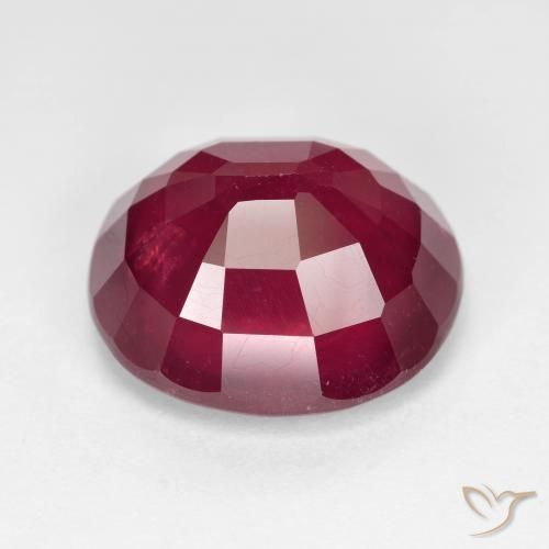 Rubis Rouge foncé naturelle ovale, 13.44 ct, VS-SI