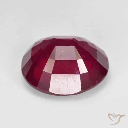 Rubis Rouge foncé naturelle ovale, 13.50 ct, VS-SI