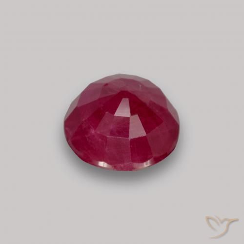 Rubis Rouge foncé naturelle Tour, 0.94 ct, VS-SI