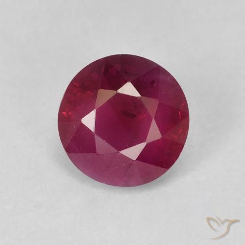 Rubis Rouge moyen naturelle Tour, 0.97 ct, VS-SI