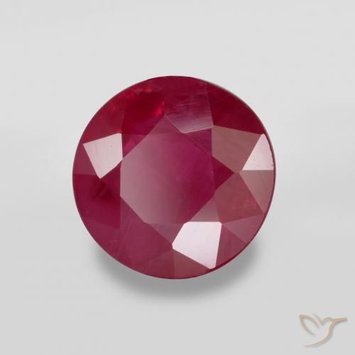 Rubis Rouge foncé naturelle Tour, 0.92 ct, VS-SI