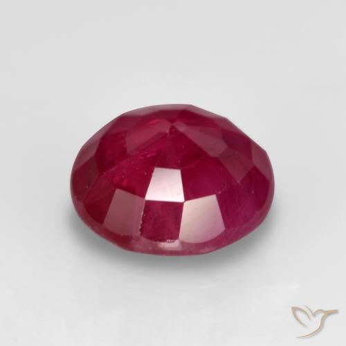 Rubis Rouge foncé naturelle Tour, 0.92 ct, VS-SI
