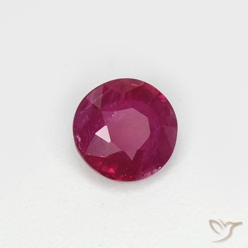 Rubis Rouge moyen naturelle Tour, 0.64 ct, VS-SI