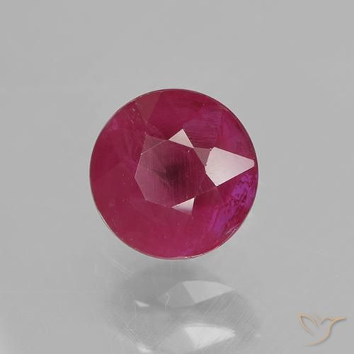 Rubis Rouge moyen naturelle Tour, 0.96 ct, VS-SI