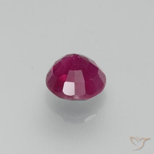 Rubis Rouge Rosâtre naturelle Tour, 0.79 ct, VS-SI
