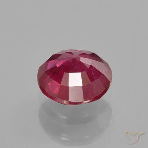 Rubis Cramoisi profond naturelle Tour, 1.06 ct, VS-SI