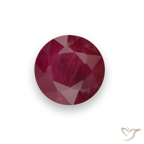 Rubis Rouge foncé naturelle Tour, 0.75 ct, VS-SI