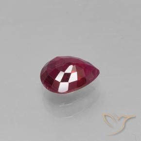 Rubis Rouge foncé naturelle En forme de poire, 0.42 ct, VS-SI