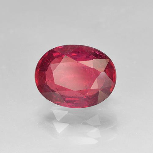 Rubis Rouge groseille naturelle Coupe ovale, 1.54 ct, VS-SI