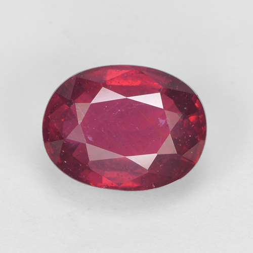 Rubis Rouge moyen-foncé naturelle Coupe ovale, 1.67 ct, VS-SI