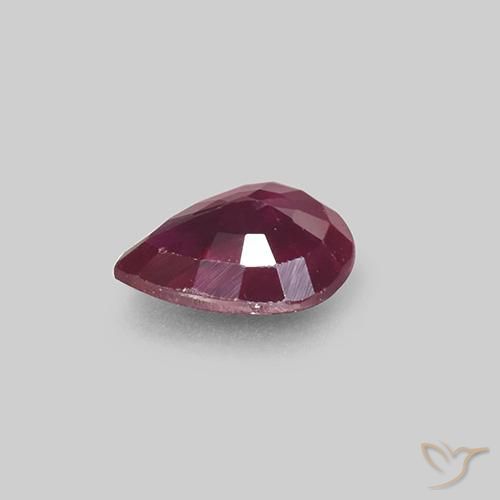 Rubis Vin rouge naturelle En forme de poire, 0.31 ct, VS-SI