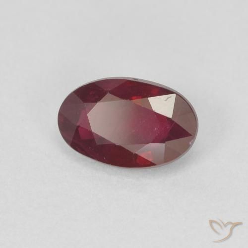 Rubis Vin rouge naturelle ovale, 0.60 ct, VS-SI