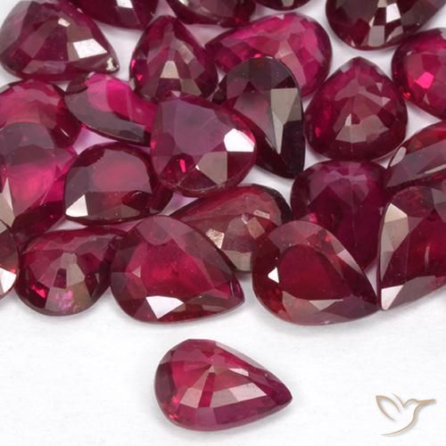 Rubis Rouge moyen naturelle En forme de poire, 0.34 ct, VS-SI